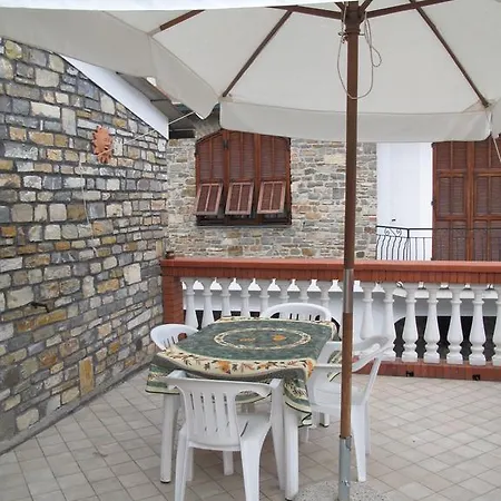 Feriehus Casa Vacanze I Girasoli Pontedassio